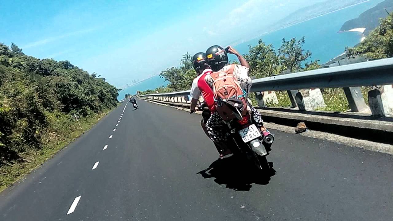 HAI VAN PASS TRAVELDANANG