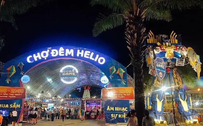 helio night market da nang