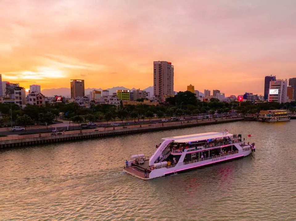 Poseidon cruise da nang